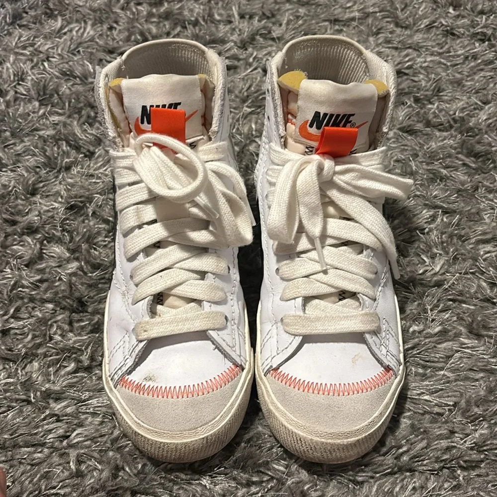 Nike Oversized Logo Blazers 8.5 Women’s - Picture 2 of 8